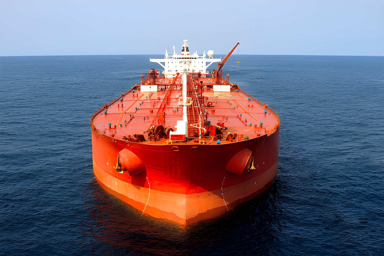 Marine vessel operating alongside an energy terminal